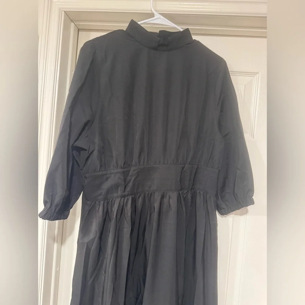 Luxury collections brand new dress - Picture 3 of 5